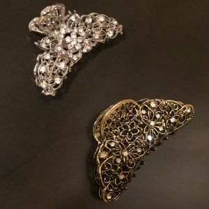 2 Hair clips. 1 silver, 1 darker gold